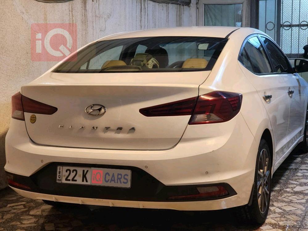 هيونداي النترا